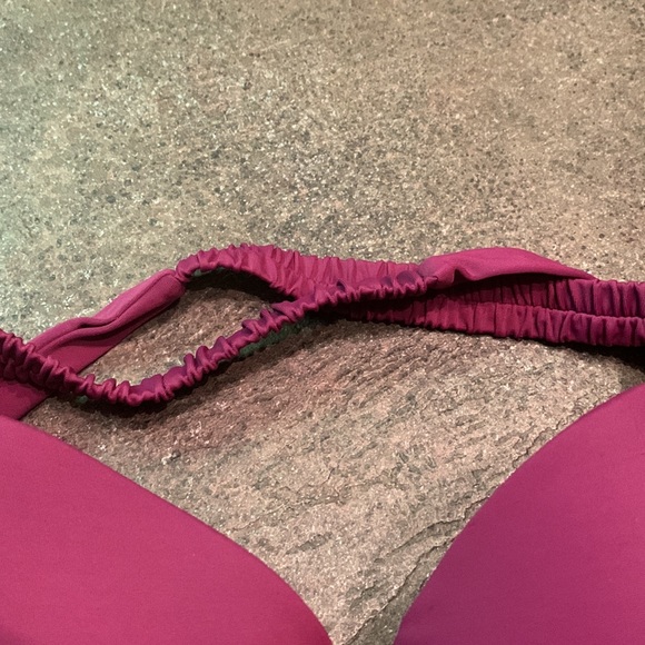 Shade & Shore bikini top. - Picture 4 of 9